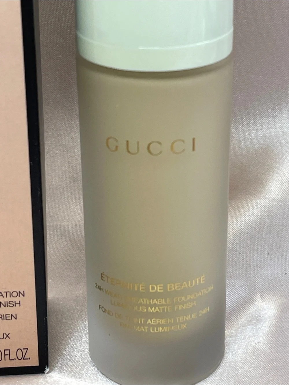 GUCCI 24 Hour Full Coverage Luminous Matte Finish Foundation 230W - NIB $69 MSRP